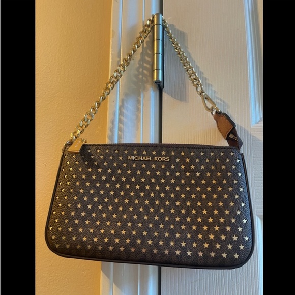 Tombari’s Live show flyer “like and share” - Picture 6 of 8